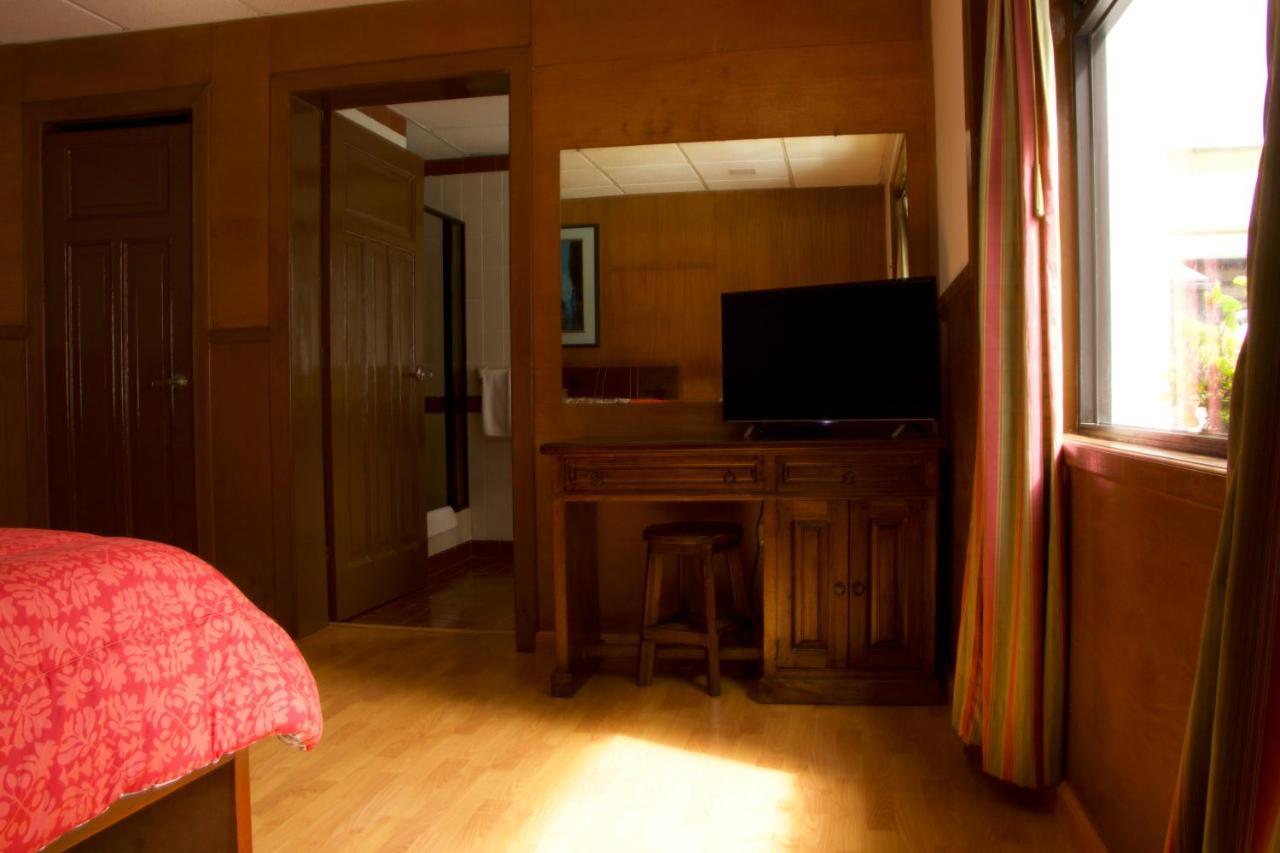 Hotel Ambassador Quito Eksteriør billede