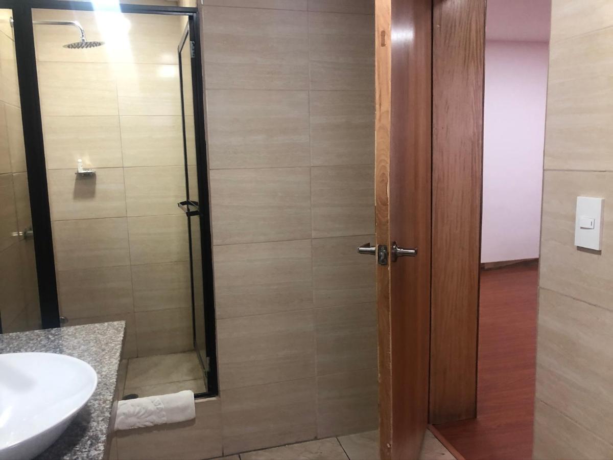 Hotel Ambassador Quito Eksteriør billede