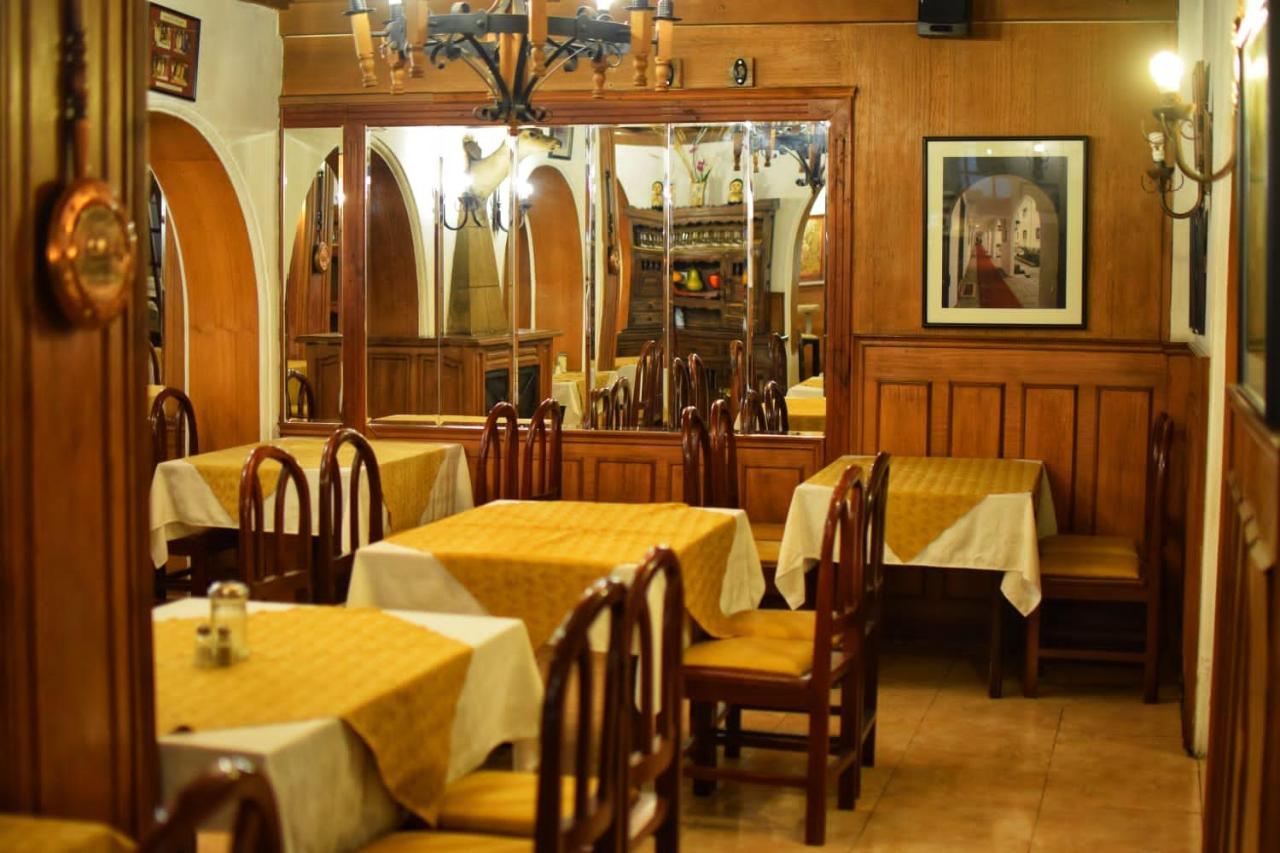Hotel Ambassador Quito Eksteriør billede